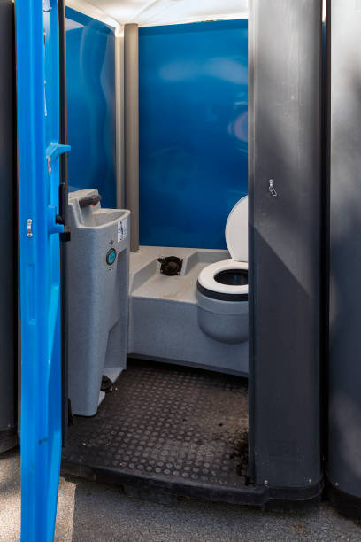Best Portable bathroom rental  in County Center, VA